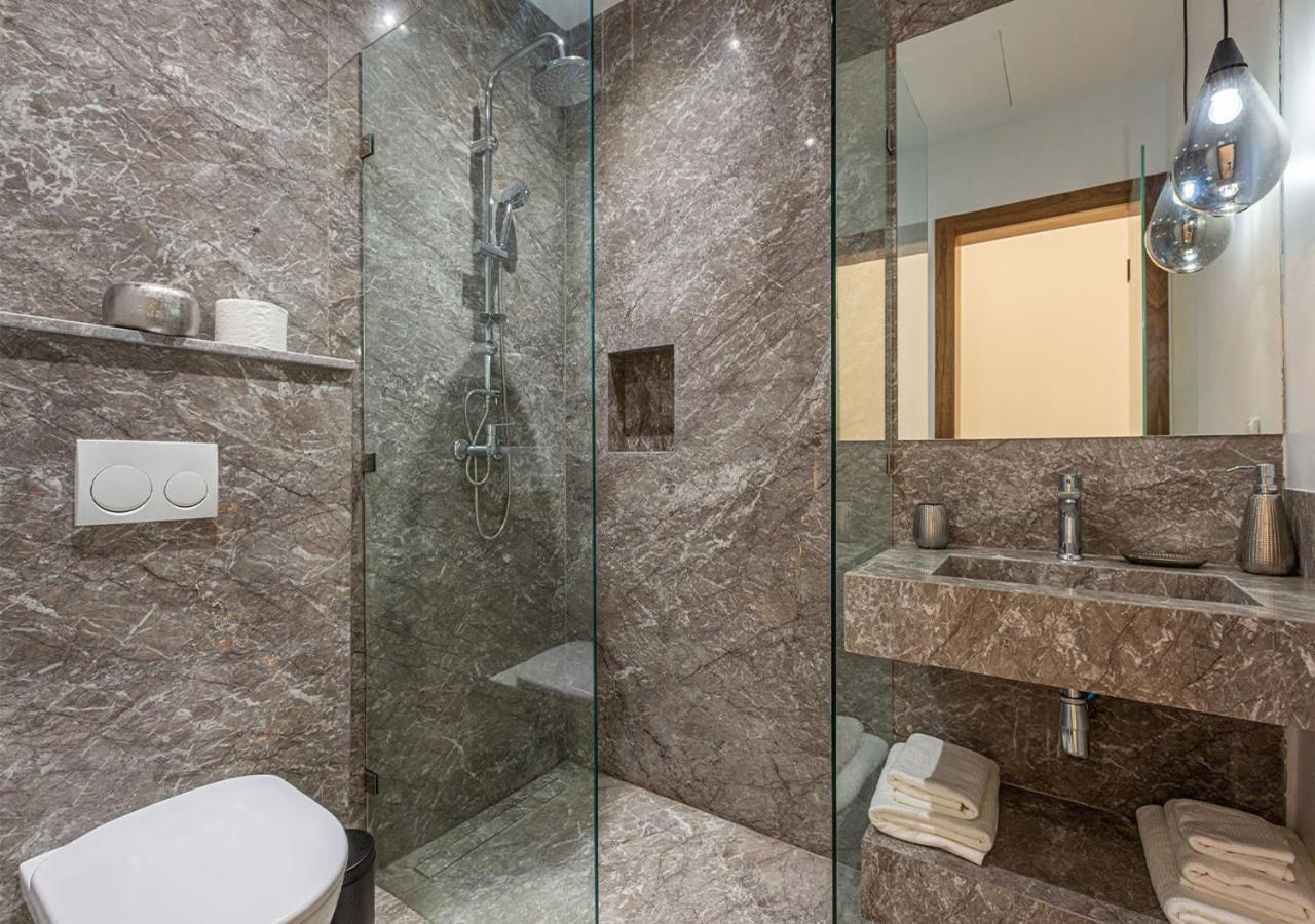 K, Elegance Urbaine Villa *